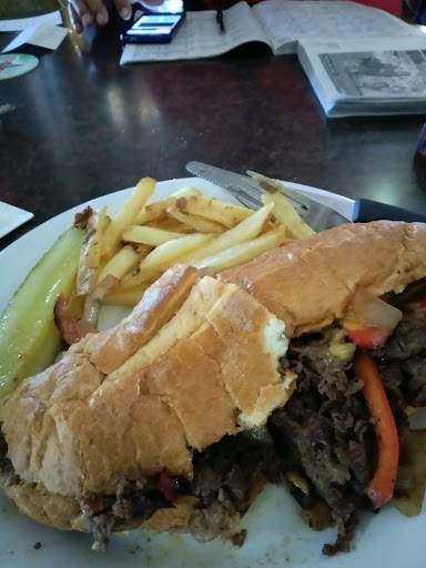 Golf Course «Peoria Pines Golf & Restaurant», reviews and photos, 8411 N 107th Ave, Peoria, AZ 85345, USA