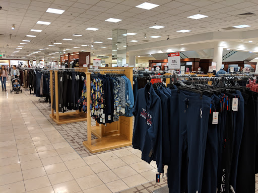 Shopping Mall «The Shops at Mission Viejo», reviews and photos, 555 The Shops at Mission Viejo, Mission Viejo, CA 92691, USA