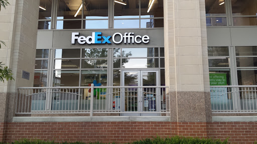Print Shop «FedEx Office Print & Ship Center», reviews and photos, 4501 Fairfax Dr, Arlington, VA 22203, USA