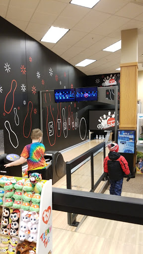 Sporting Goods Store «SCHEELS», reviews and photos, 2800 S Columbia Rd, Grand Forks, ND 58201, USA