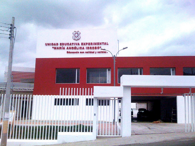 Opiniones de Colegio Maria Angelica Idrobo en Quito - Escuela