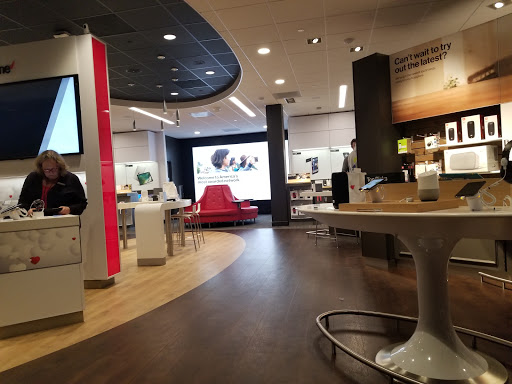 Cell Phone Store «Verizon», reviews and photos, 867 S 29th Ave #101, Bozeman, MT 59718, USA