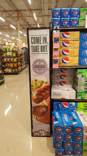 Grocery Store «Lowes Foods», reviews and photos, 1581 New Garden Rd, Greensboro, NC 27410, USA