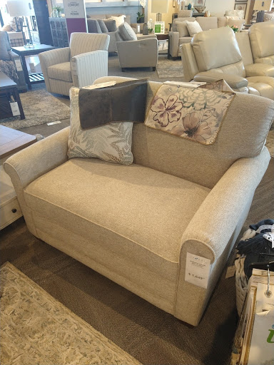 Furniture Store «La-Z-Boy Furniture Galleries», reviews and photos, 1565 S Randall Rd, Algonquin, IL 60102, USA