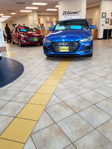 Hyundai Dealer «Korum Hyundai», reviews and photos, 111 River Rd, Puyallup, WA 98371, USA