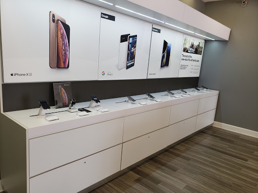Cell Phone Store «Verizon Wireless - TCC», reviews and photos, 7339 52nd Pl E, Bradenton, FL 34203, USA