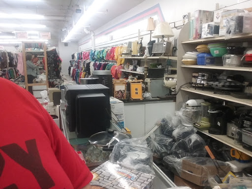 Thrift Store «Village Discount Outlet Store 06», reviews and photos, 2706 165th St, Hammond, IN 46323, USA