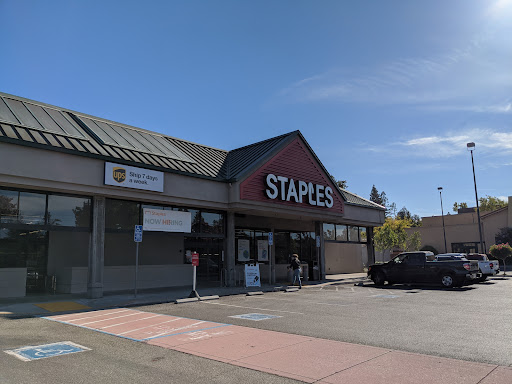 Office Supply Store «Staples», reviews and photos, 20830 Stevens Creek Blvd, Cupertino, CA 95014, USA