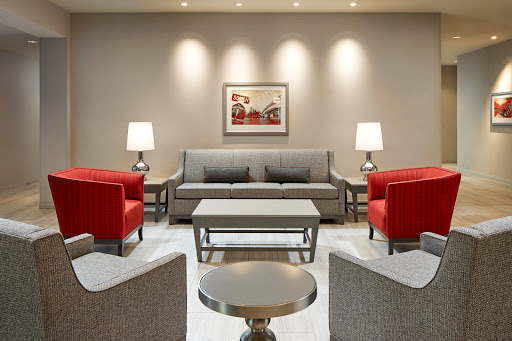 Hampton Inn Long Beach Airport image
