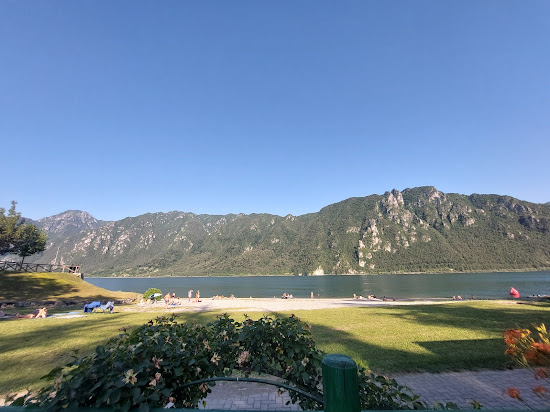Togni Beach