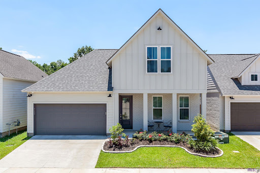 Real Estate Agency «Jen Burns - The Burns Group - Keller Williams Realty First Choice», reviews and photos, 17111 Commerce Centre Drive, Prairieville, LA 70769, USA
