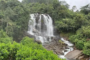 Galboda Waterfall image
