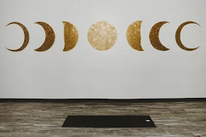 Eclipse Power Yoga image