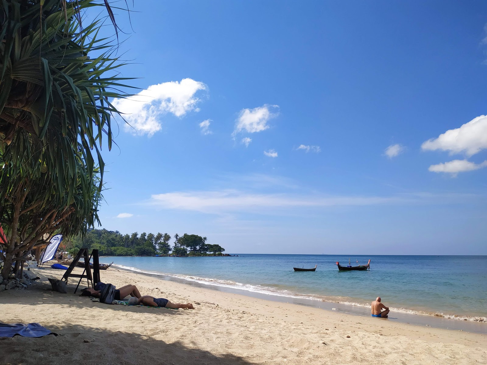 Photo of Phra Ae Beach amenities area