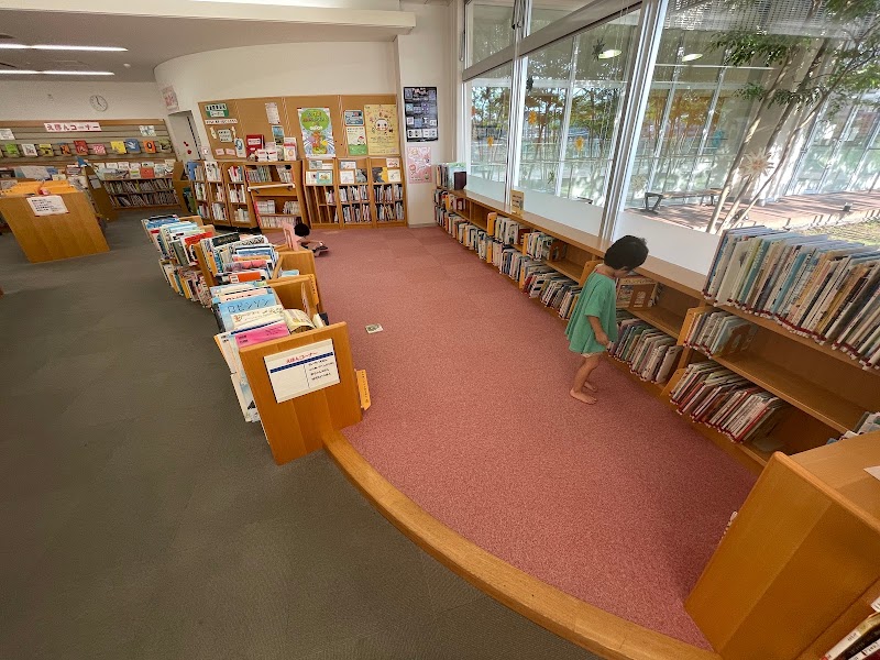 福岡市西部図書館