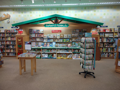 Book Store «Barnes & Noble», reviews and photos, 410 Peachtree Pkwy #252, Cumming, GA 30041, USA