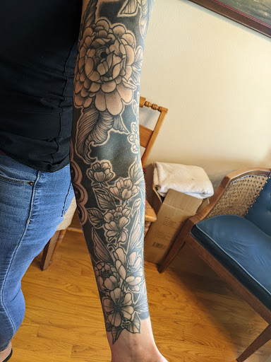 Explore submissive tattoo ideas, creative tattoo ideas in Bellingham, available at Old School Tattoo and Piercing