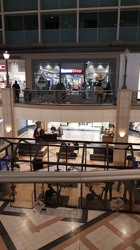 Video Game Store «GameStop», reviews and photos, 2500 N Mayfair Rd, Wauwatosa, WI 53226, USA