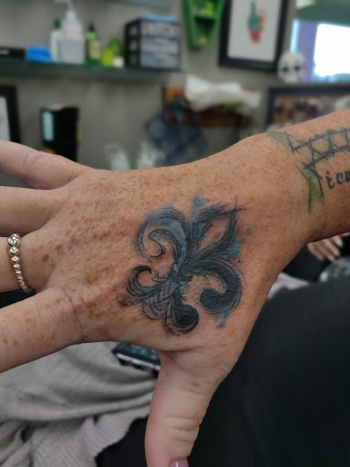 Tattoo Shop «Angry Elephant Tattoos», reviews and photos, 102 Pierce Christie Dr, Valrico, FL 33594, USA