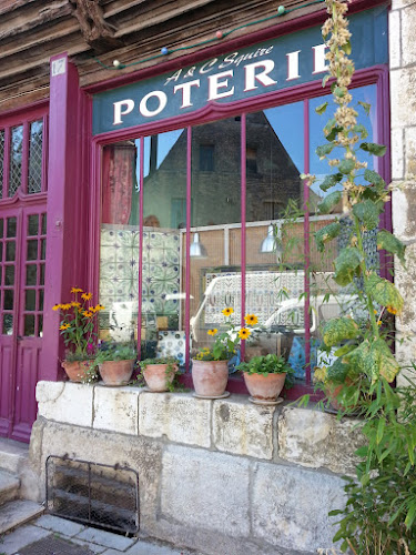 Magasin Poterie de La Maison des Sangliers Noyers