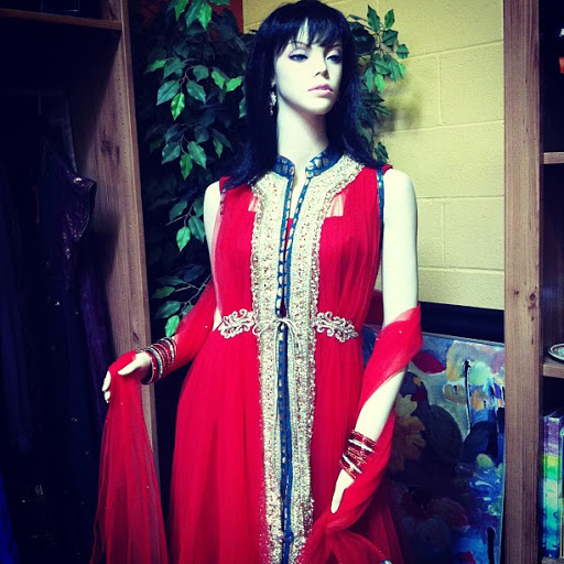 Boutique «Amrapali Boutique», reviews and photos, 2056 NW Aloclek Dr #305, Hillsboro, OR 97124, USA