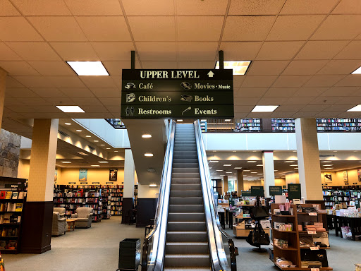 Book Store «Barnes & Noble», reviews and photos, 297 Oakbrook Center, Oak Brook, IL 60523, USA