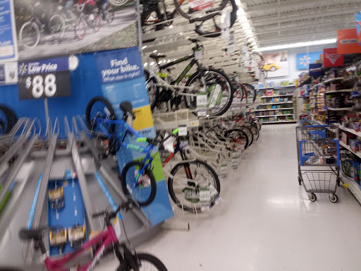 Department Store «Walmart Supercenter», reviews and photos, 2500 Lake Shore Dr E, Ashland, WI 54806, USA