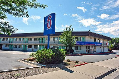 Motel 6 Reno – Livestock NV