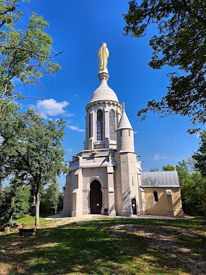 Monument à Notre-Dame d’Étang à Velars-sur-Ouche