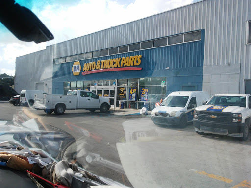 Auto Parts Store «NAPA Auto Parts - Genuine Parts Company», reviews and photos, 9250 NW 58th St, Doral, FL 33178, USA