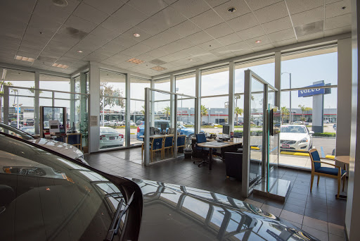 Volvo Dealer «AutoNation Volvo Cars South Bay», reviews and photos, 3010 Pacific Coast Hwy, Torrance, CA 90505, USA