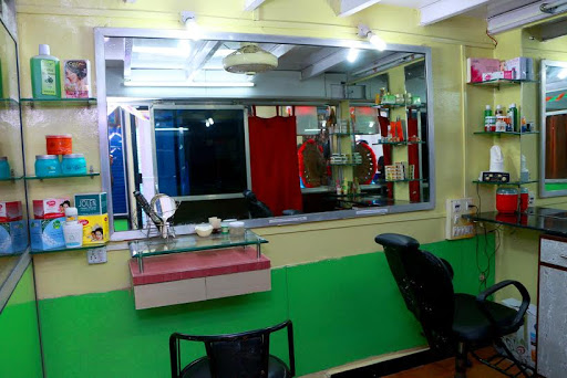 Palak Beauty Parlour (Ladies Only)