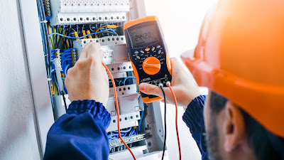 ELECTRICITE MIDI PYRENEES à Launac