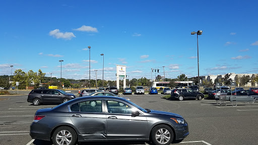 Grocery Store «Stop & Shop», reviews and photos, 540 Squire Rd, Revere, MA 02151, USA