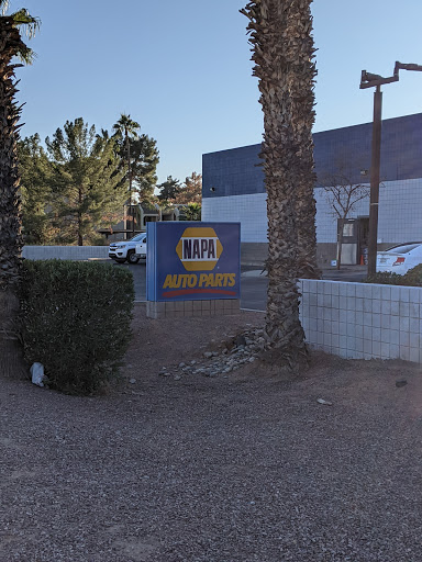 Auto Parts Store «NAPA Auto Parts - Genuine Parts Company», reviews and photos, 1022 N Gilbert Rd, Gilbert, AZ 85234, USA