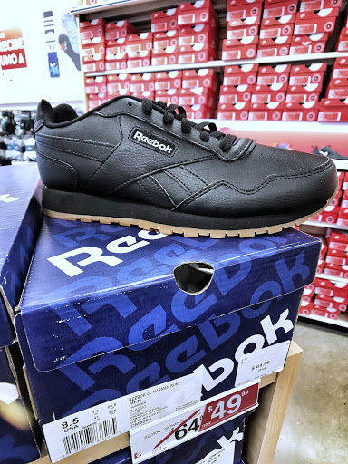 Shoe Store «Famous Footwear», reviews and photos, 2300 Daniels St, Manteca, CA 95337, USA