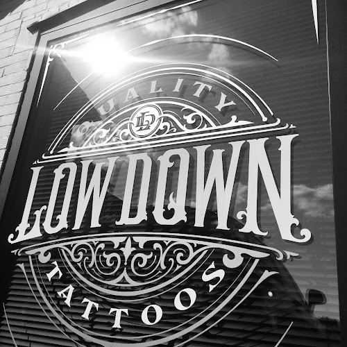 LowDown tattoos - Antwerpen