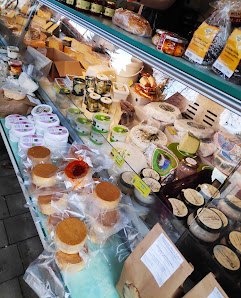 Schmankerlmarkt Pitten 2823 Pitten, Österreich
