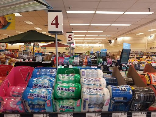 Grocery Store «Winn-Dixie», reviews and photos, 109 N Cleveland Ave #1479, Long Beach, MS 39560, USA