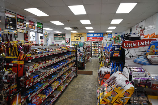 Liquor Store «Riverside Food & Liquor Store», reviews and photos, 1206 Front St, Niles, MI 49120, USA