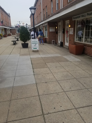 Shopping Mall «Pennsport Mall», reviews and photos, 241 Pensport Mall, Philadelphia, PA 19148, USA