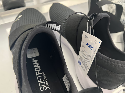 Clothing Store «Ross Dress for Less», reviews and photos, 6610 Mooretown Rd, Williamsburg, VA 23188, USA