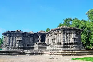 Thousand Pillar Temple Lake image