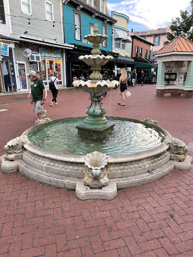 Department Store «Dellas 5 & 10», reviews and photos, 503 Washington St, Cape May, NJ 08204, USA