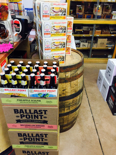 Liquor Store «Tuscan Sun Wine & Spirits», reviews and photos, 107 W Oak Knoll Dr, Hampshire, IL 60140, USA