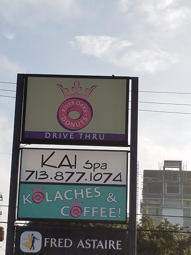 Donut Shop «River Oaks Donuts», reviews and photos, 3601 Westheimer Rd, Houston, TX 77027, USA