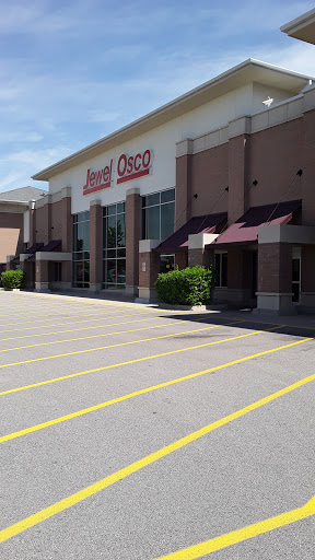 Grocery Store «Jewel-Osco», reviews and photos, 13200 Village Green Dr, Huntley, IL 60142, USA