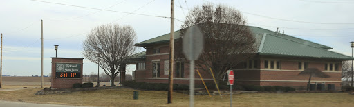 Holcomb State Bank in Creston, Illinois