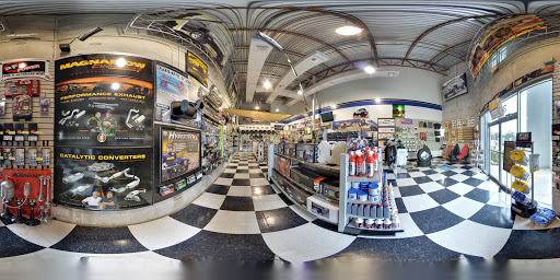 Truck Accessories Store «4 Wheel Parts - Thomas University - Miami Gardens, FL», reviews and photos, 3383 NW 167th St, Miami Gardens, FL 33056, USA