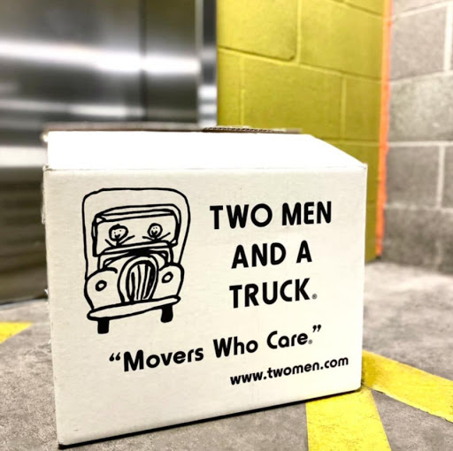 Moving and Storage Service «Two Men and a Truck», reviews and photos, 909 IL-83 #201, Elmhurst, IL 60126, USA